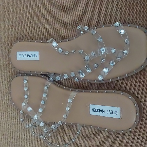 Steve Madden Jelly Sandals, Size 10 - Picture 4 of 6